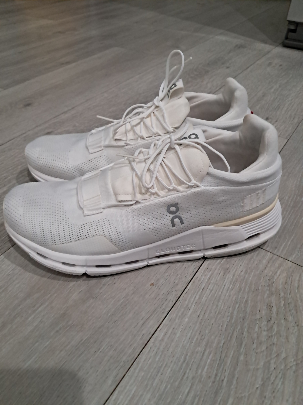 On Running Cloudnova Form 2 Men's Running Shoes - White